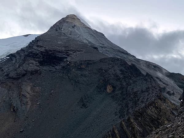 Pisang Peak Climbing - 14 Days