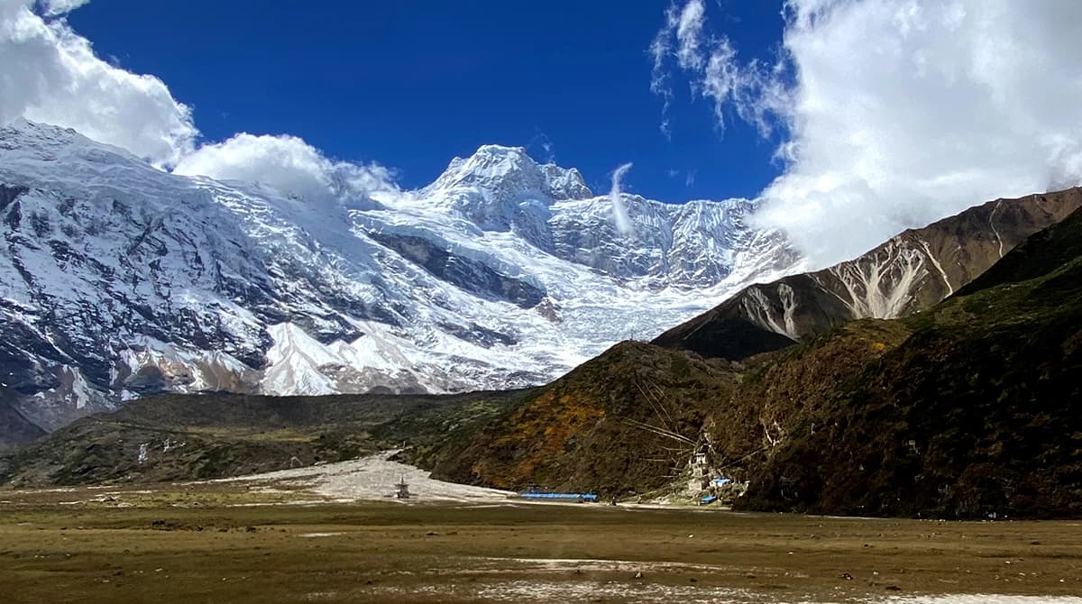 Manaslu Tsum Valley Trek - 21 Days
