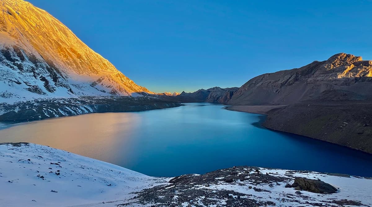 Annapurna Circuit Trek with Tilicho Lake Side Trip - 16 Days