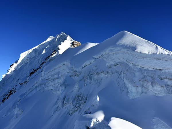 Lobuche Thumbnail